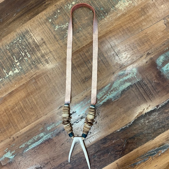 Hand Crafted Jewelry - 🌾 Hand Crafted Antler Pendant Necklace